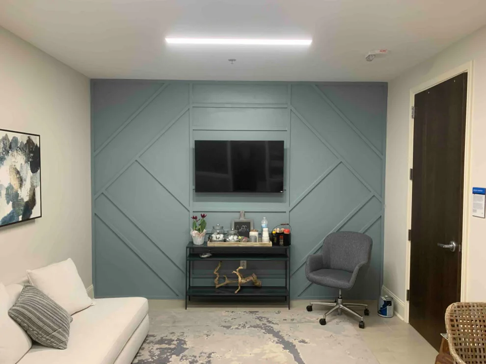 D-tailed Construction - Photo 14