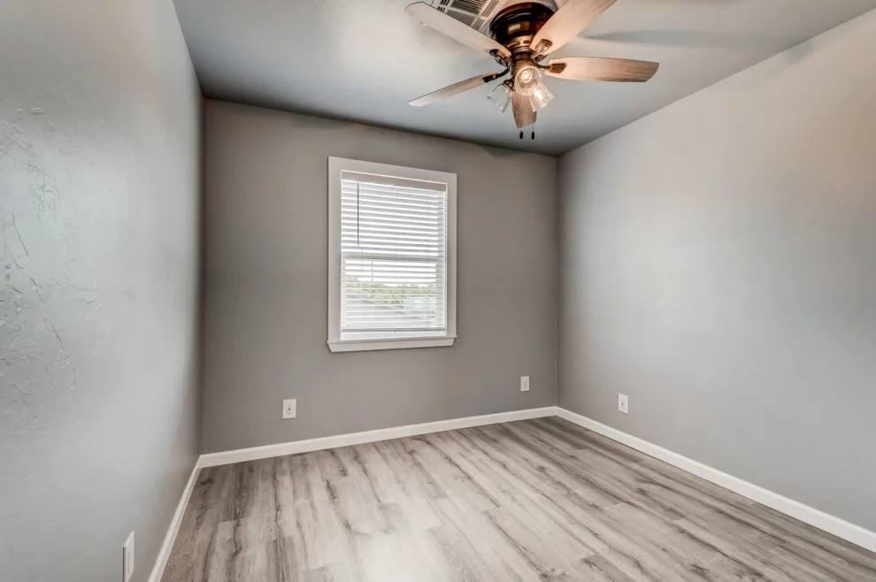 House Doctors Of East Tulsa - Photo 11