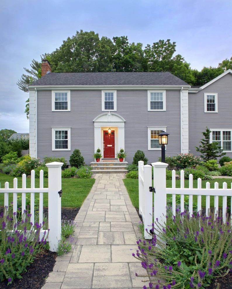 Family Home in Wellesley by Melissa MacDonald, Landscape Architect - Photo 5