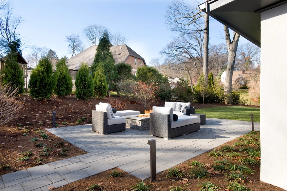 Hillside Contemporary by Melissa MacDonald, Landscape Architect - Photo 3