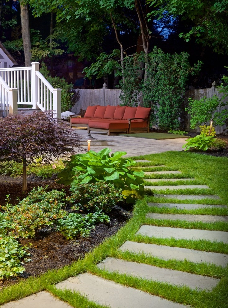 Family Home in Wellesley by Melissa MacDonald, Landscape Architect - Photo 3