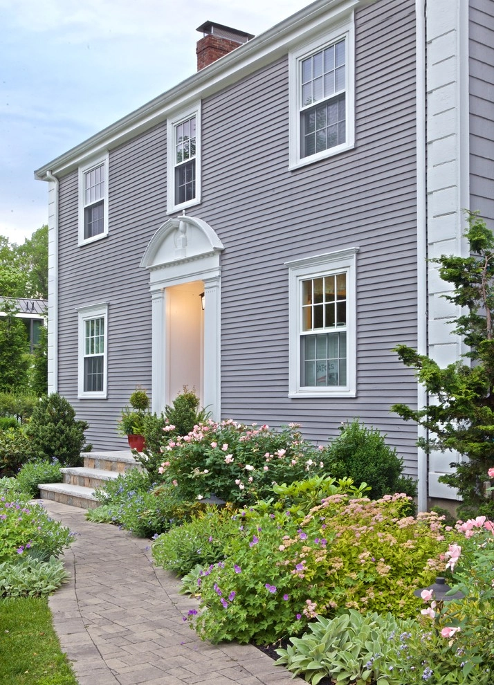 Family Home in Wellesley by Melissa MacDonald, Landscape Architect - Photo 4