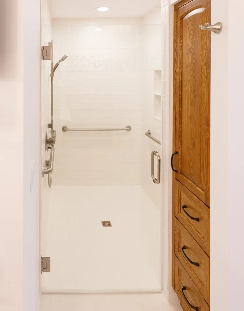 Brighton Classic Ground Level by Zinran Construction Services Inc. - Photo 10