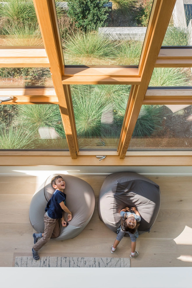 Sebastopol Hillside Residence by Merge Studio - Photo 6