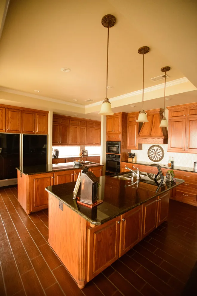 Tool TX New Construction Project 0410 by Tracy Mitchell Custom Homes, Inc - Photo 22