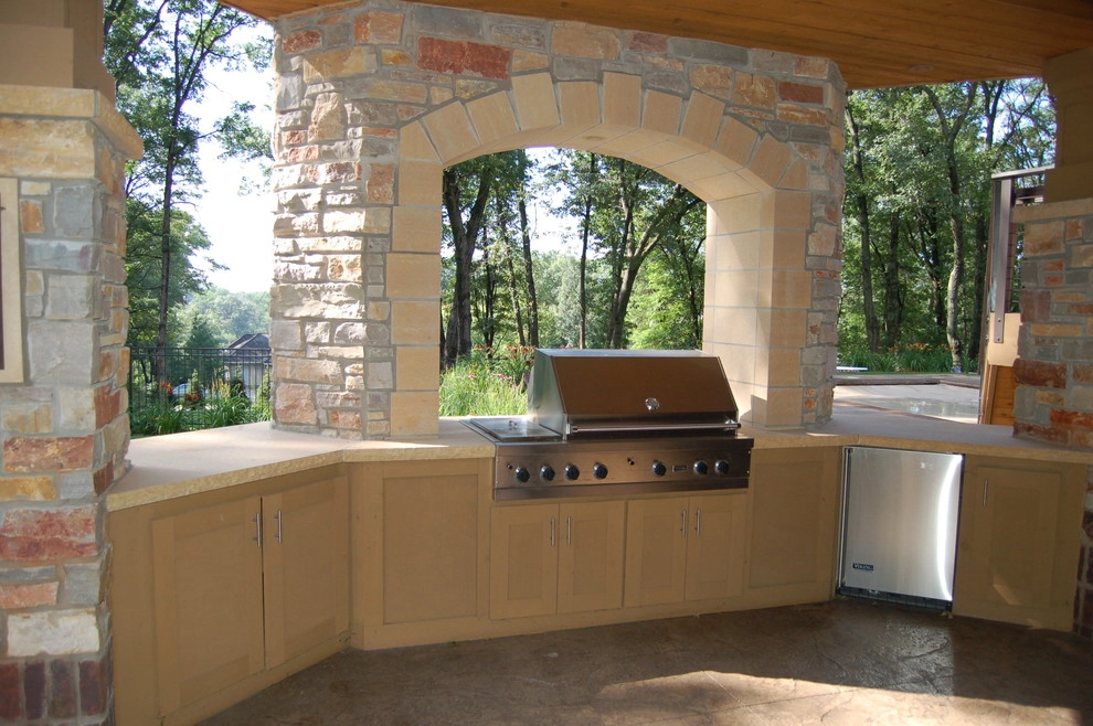 Outdoor Kitchen by MH3 Design Group - Photo 4