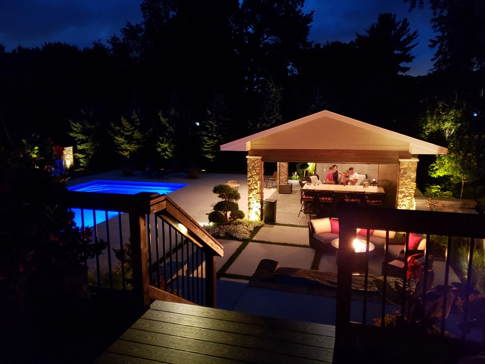 Mendota Pool Retreat by MH3 Design Group - Photo 3