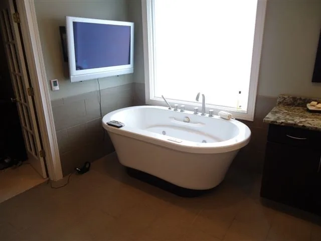 GuyCo - Norfolk Suite Renovation by The Guy Corporation - Photo 14