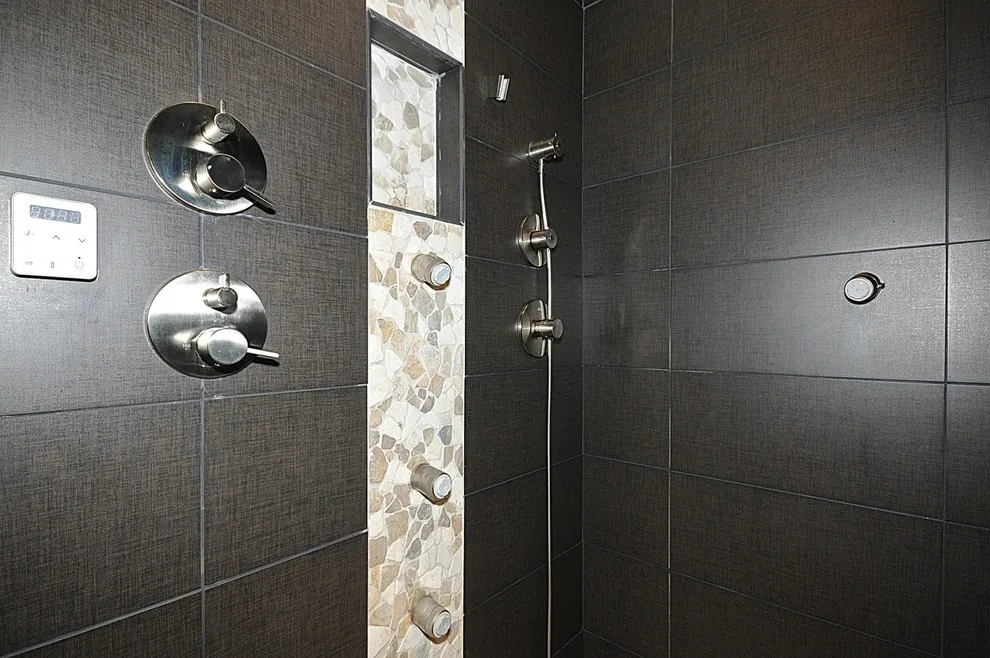 GuyCo - Norfolk Suite Renovation by The Guy Corporation - Photo 9