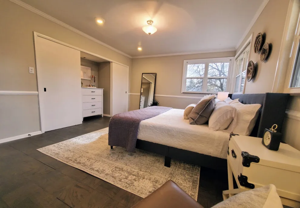 Dwelling Indy LLC - Photo 8