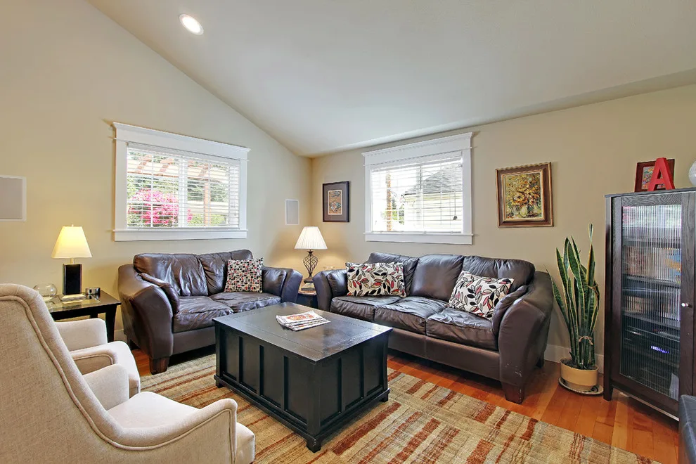 Bungalow in North Seattle by The Alhadeff Group - Photo 14