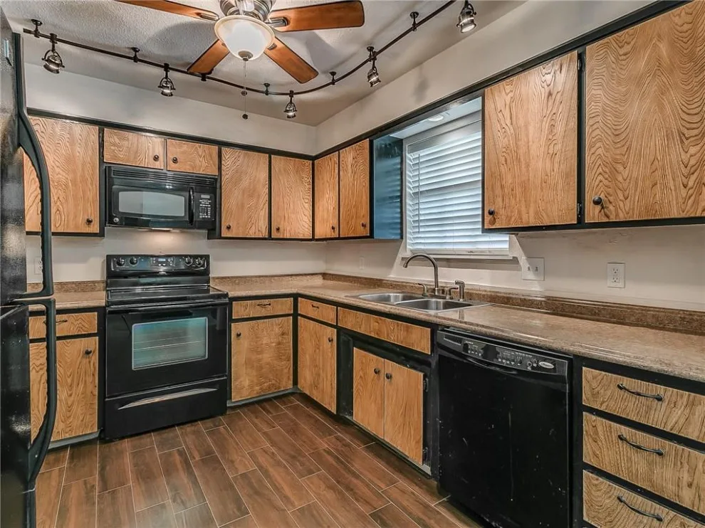 Edgewater Total Home Renovation by Spot On Remodeling Corporation - Photo 45