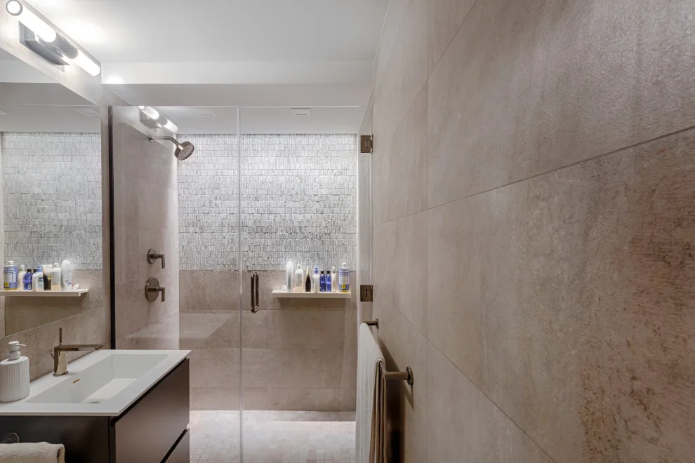 Sherman Square Residence by Grandeur Hills Group,Inc. - Photo 7