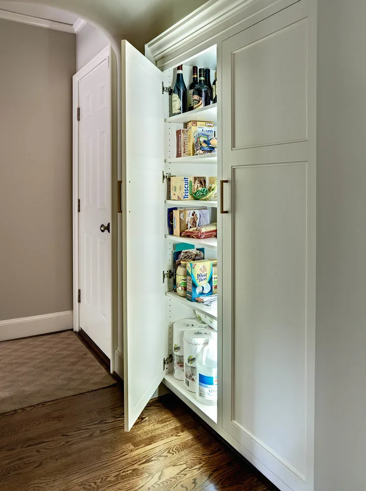 Traditional Kitchen Unlocked by DeRhodes Construction - Photo 4
