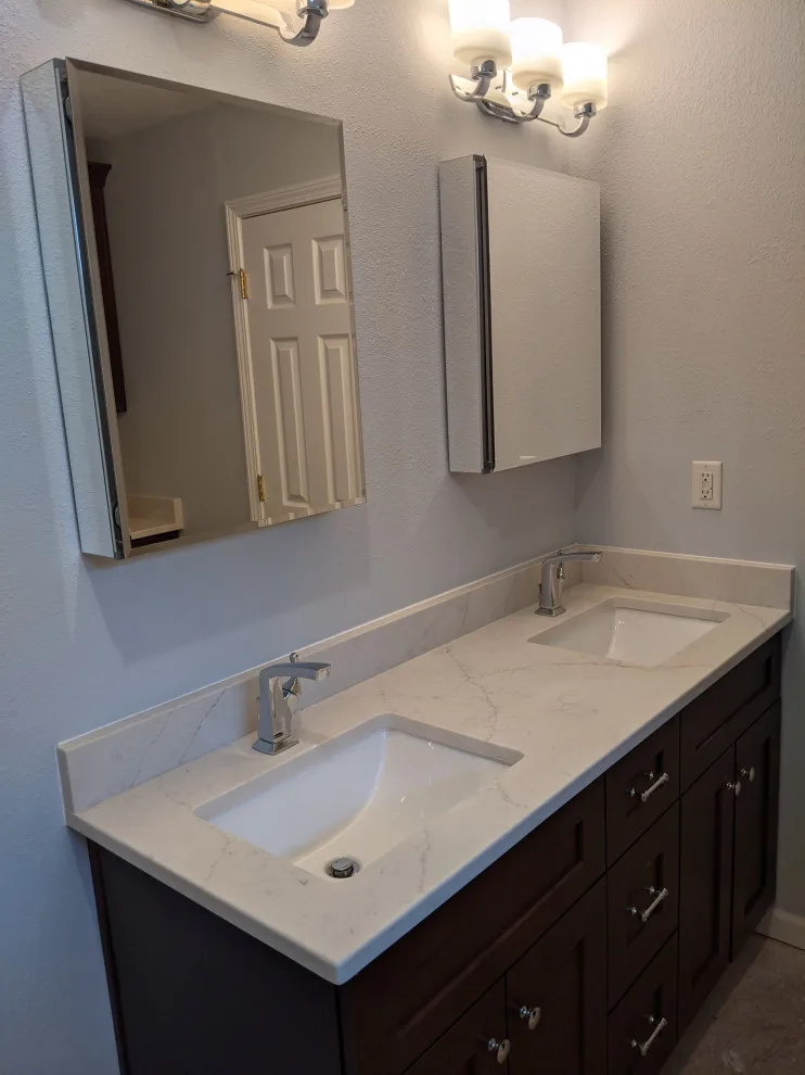 Osborne Primary Bathroom by Conservation Renovations Inc. - Photo 10