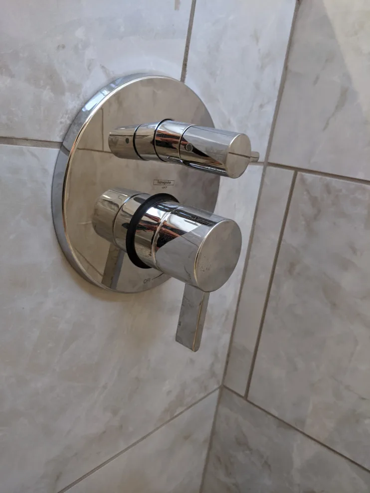 Osborne Primary Bathroom by Conservation Renovations Inc. - Photo 9