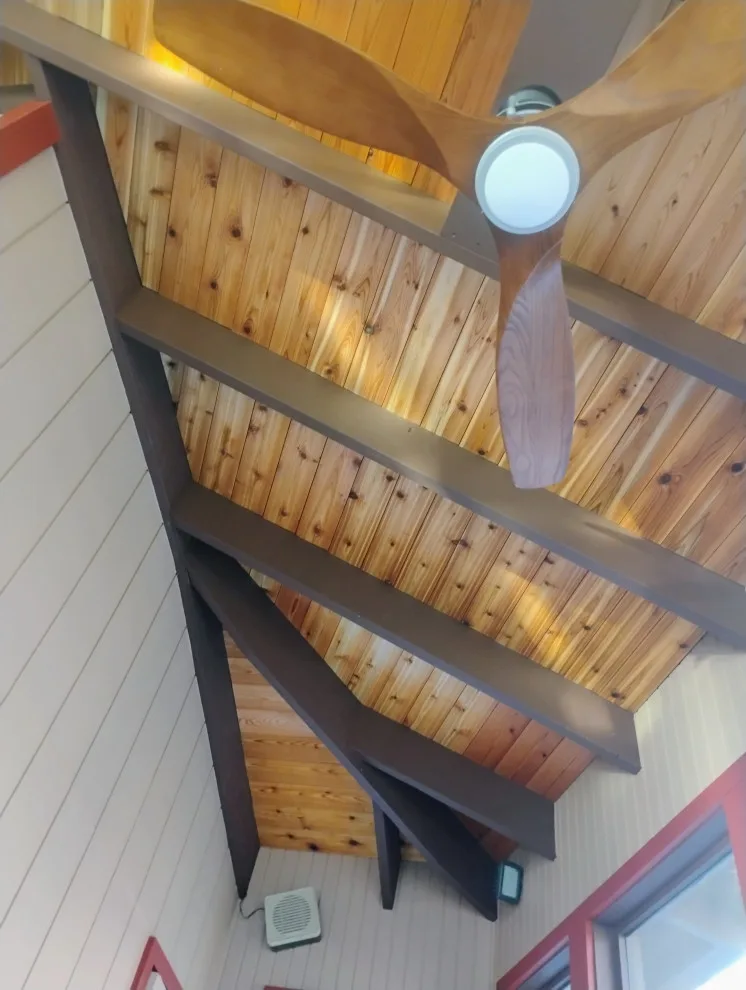 Neutral City Carpentry - Photo 8
