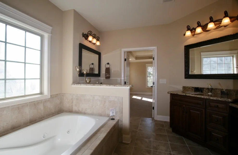Homes Showcase 2011 - 36 Stones Manor by Crabbe Homes - Photo 4
