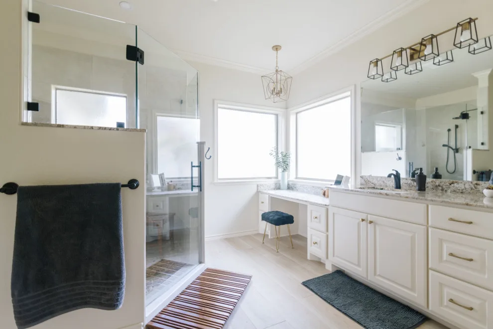 Pebble Creek Main Bathroom Renovation by Buck The Builder - Photo 35