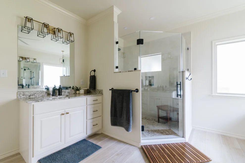 Pebble Creek Main Bathroom Renovation by Buck The Builder - Photo 38