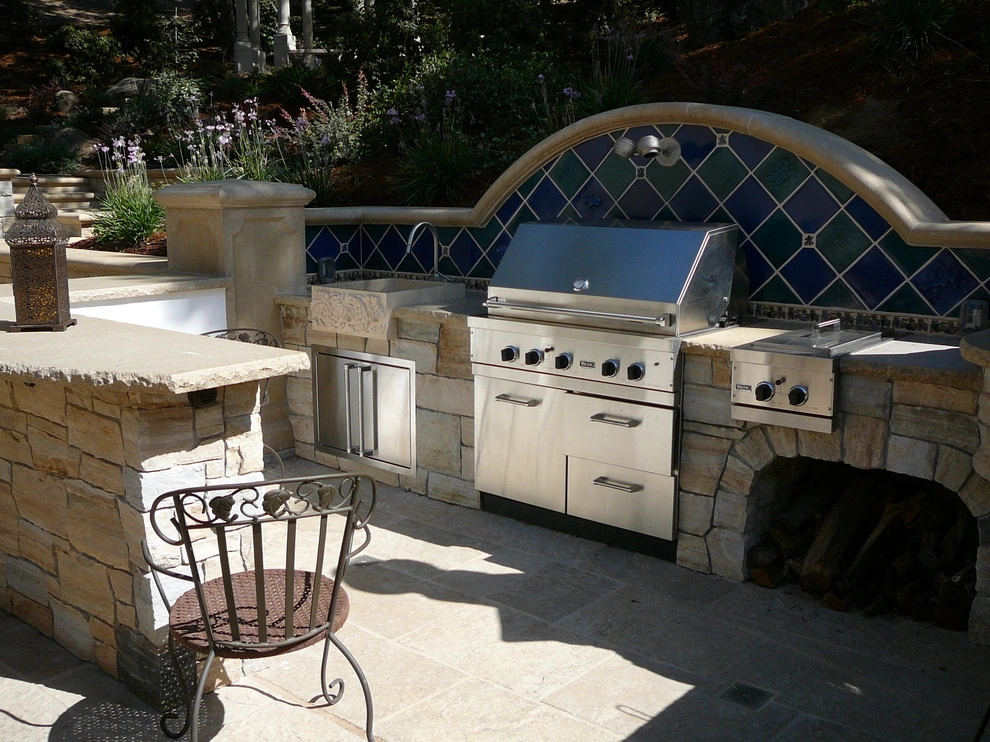 Hillside Entertainment by Michael Rosenberg Landscape Architecture - Photo 6
