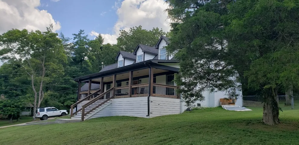 Nash Front Porch West by Stratton Exteriors - Photo 13