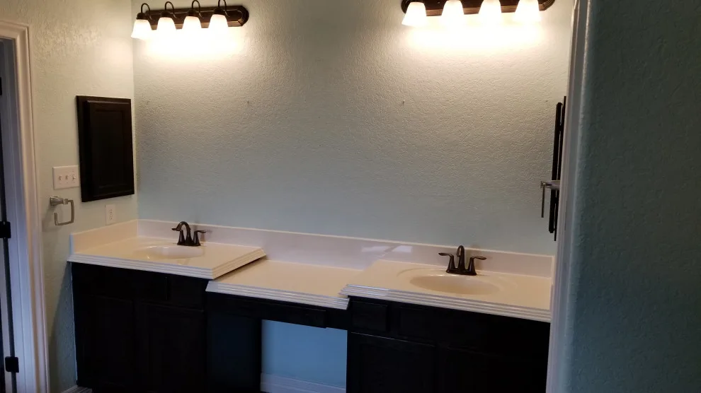 Bulverde Bathroom Renovation by Spirit Classic Homes And Renovations - Photo 2