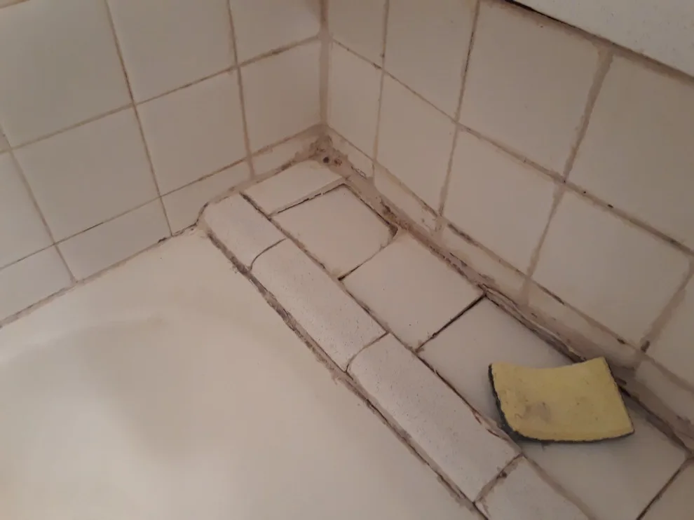 B. Smart Construction - Photo 4