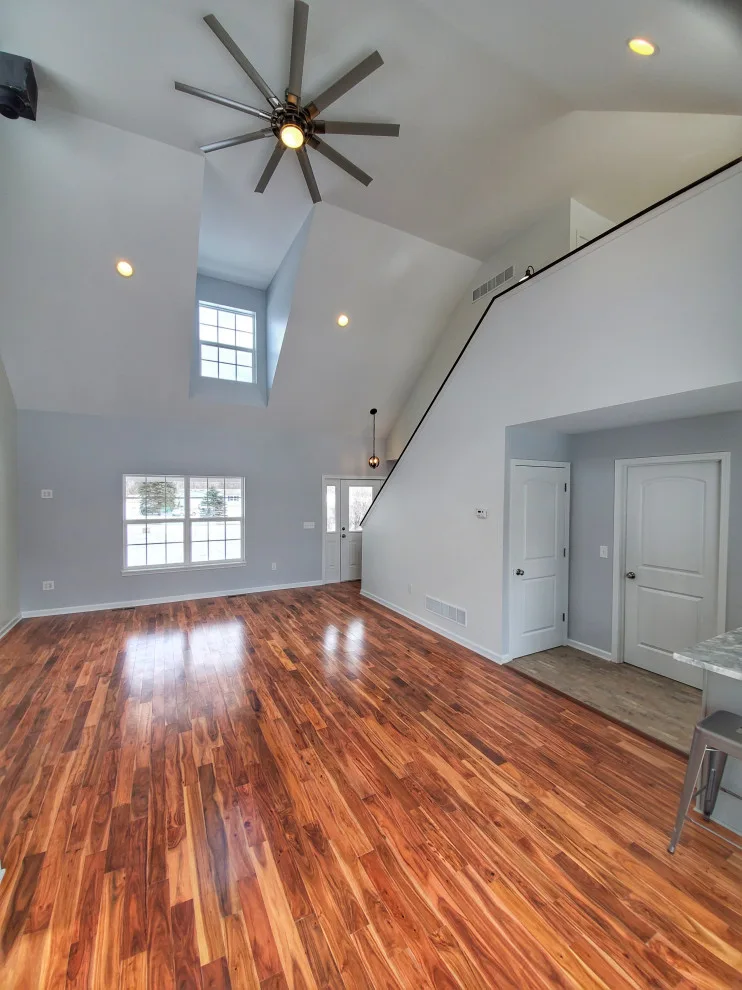 Lavish Builders - Photo 12