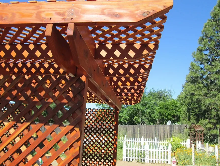 Arbor and Lattice by Maltas Construction LLC - Photo 5