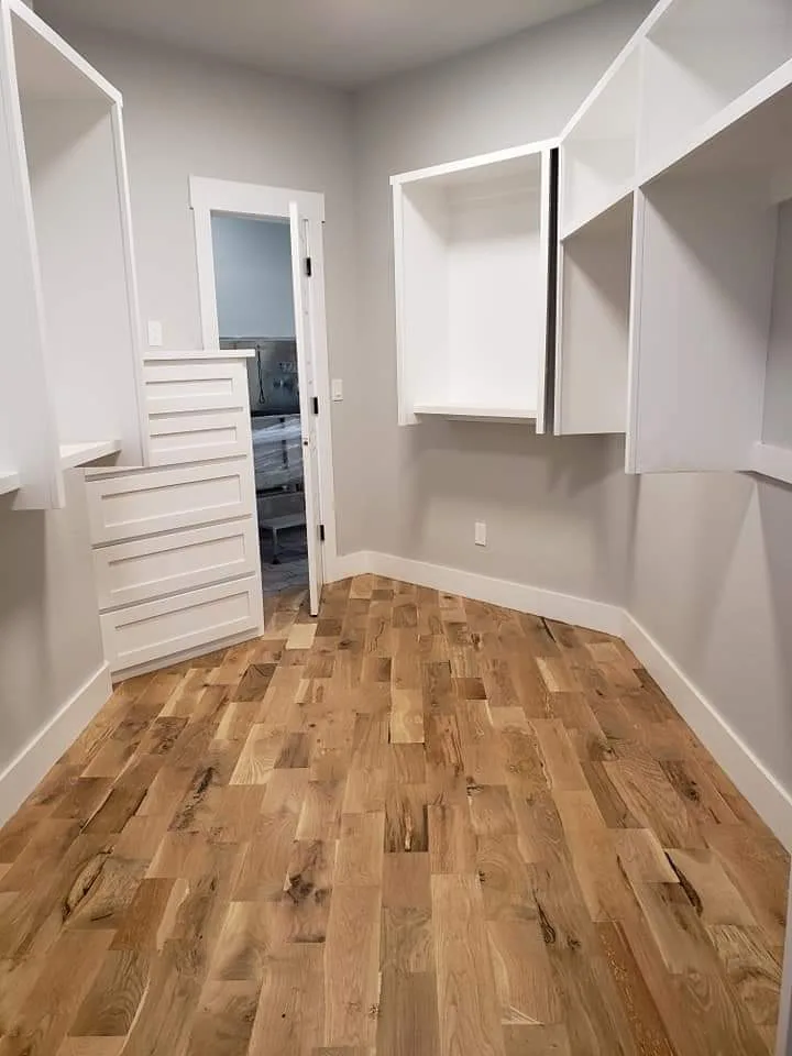 Custom House 1715 by J. Poe Construction Inc. - Photo 6