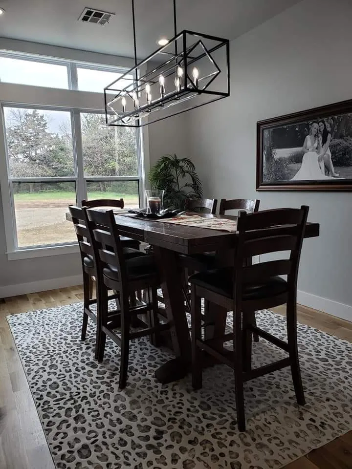 Custom House 1715 by J. Poe Construction Inc. - Photo 25