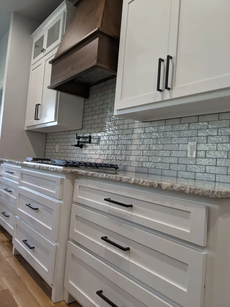 Custom House 1715 by J. Poe Construction Inc. - Photo 11