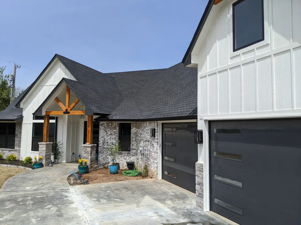Custom House 1715 by J. Poe Construction Inc. - Photo 14