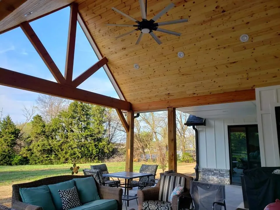 Custom House 1715 by J. Poe Construction Inc. - Photo 8