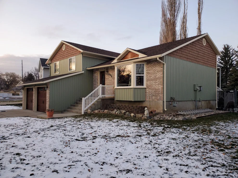 Candelaria Complete Exterior Renovation by Preferred Aluminum & Remodeling Inc. - Photo 8