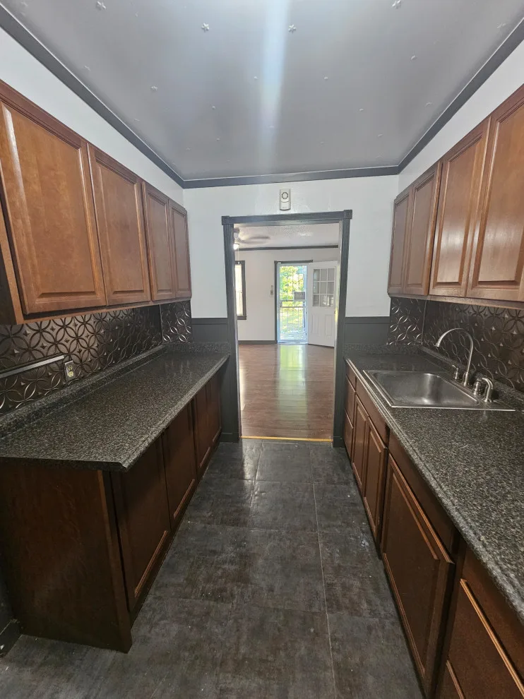 Worst Case Scenario LLC - Photo 12