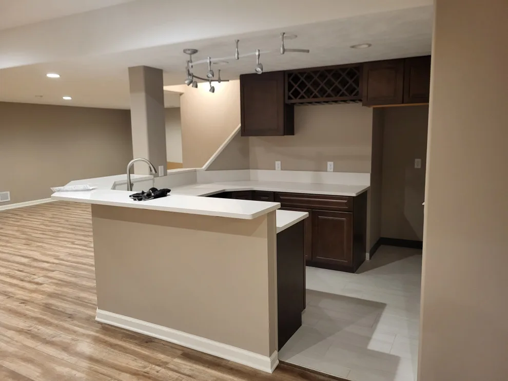Eveland Construction Co. - Photo 8
