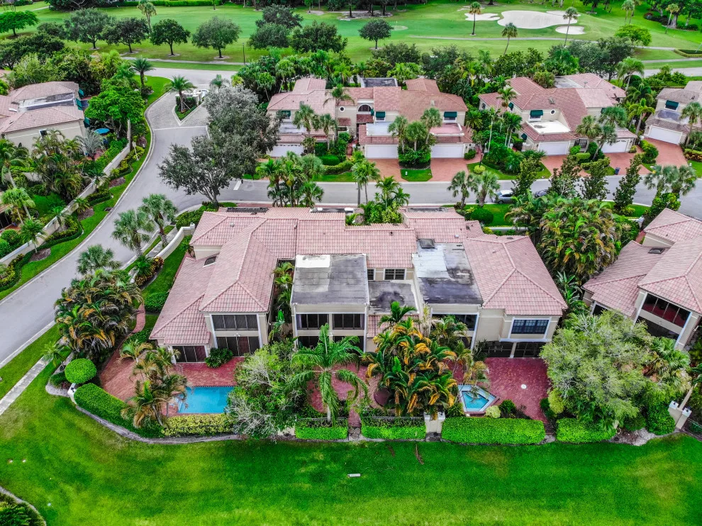 Pompano Beach Residence by HKV Group - Photo 38