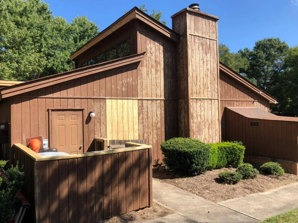 Pool House Renovation and Painting by Conservation Renovations Inc. - Photo 10