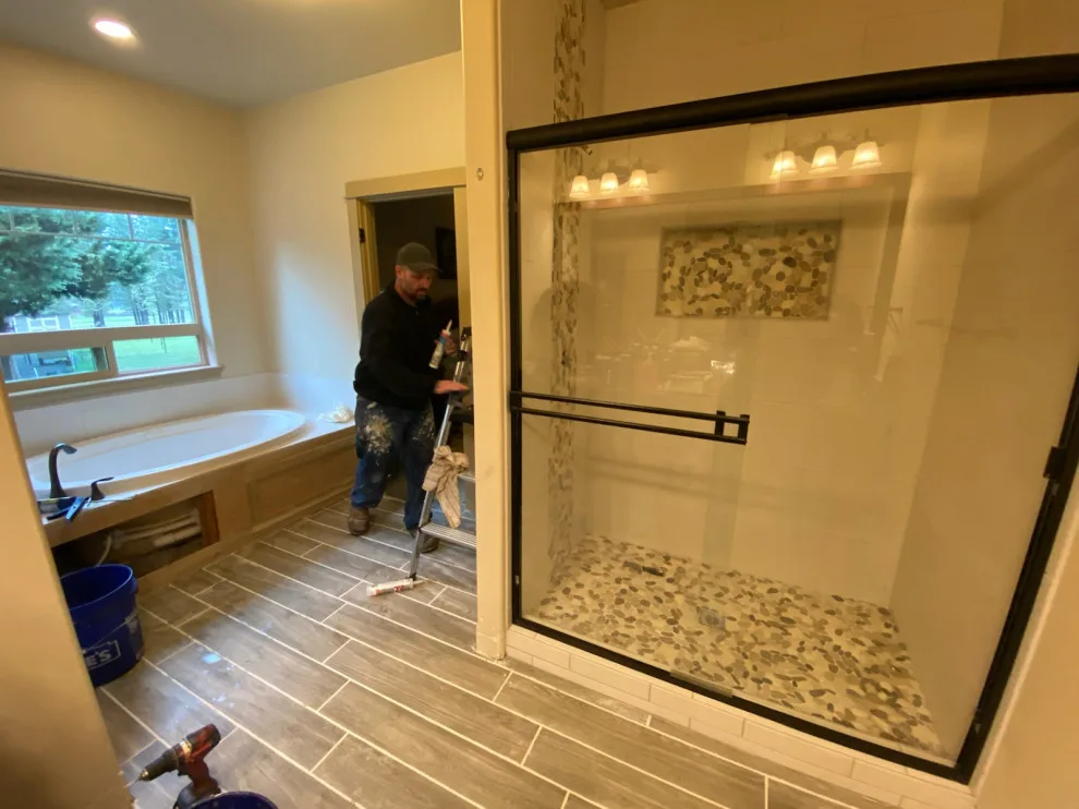 Portfolio Collection by L & M Custom Builders - Photo 3