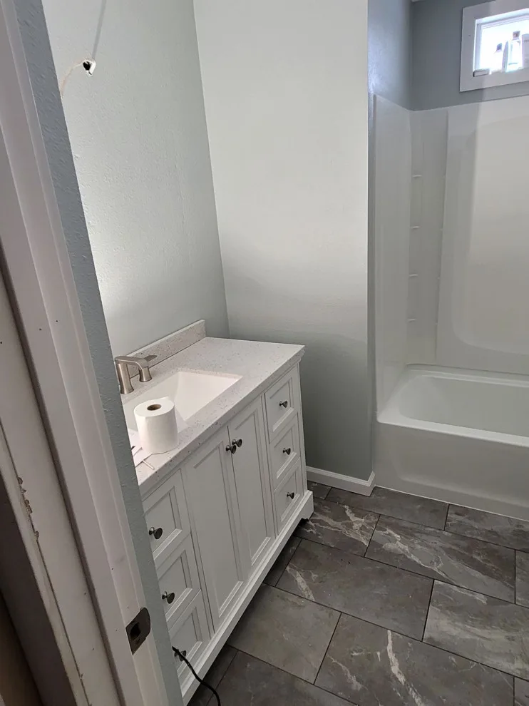L & M Custom Builders - Photo 8