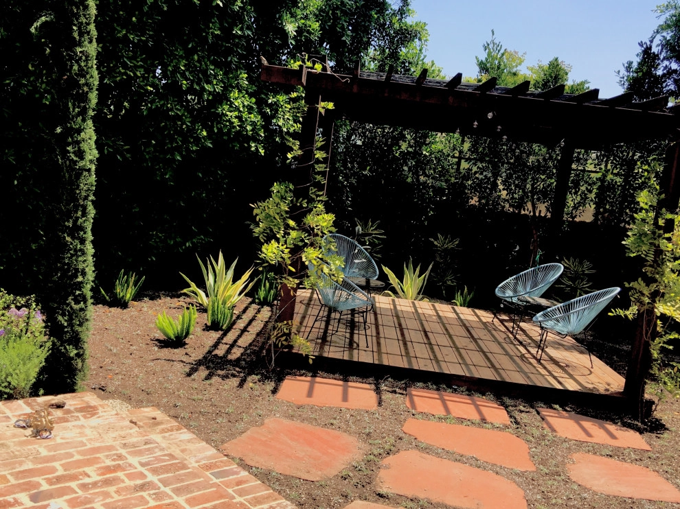 MLM LANDSCAPE DESIGN, L.L.C. Merri Lee Marks - Photo 5