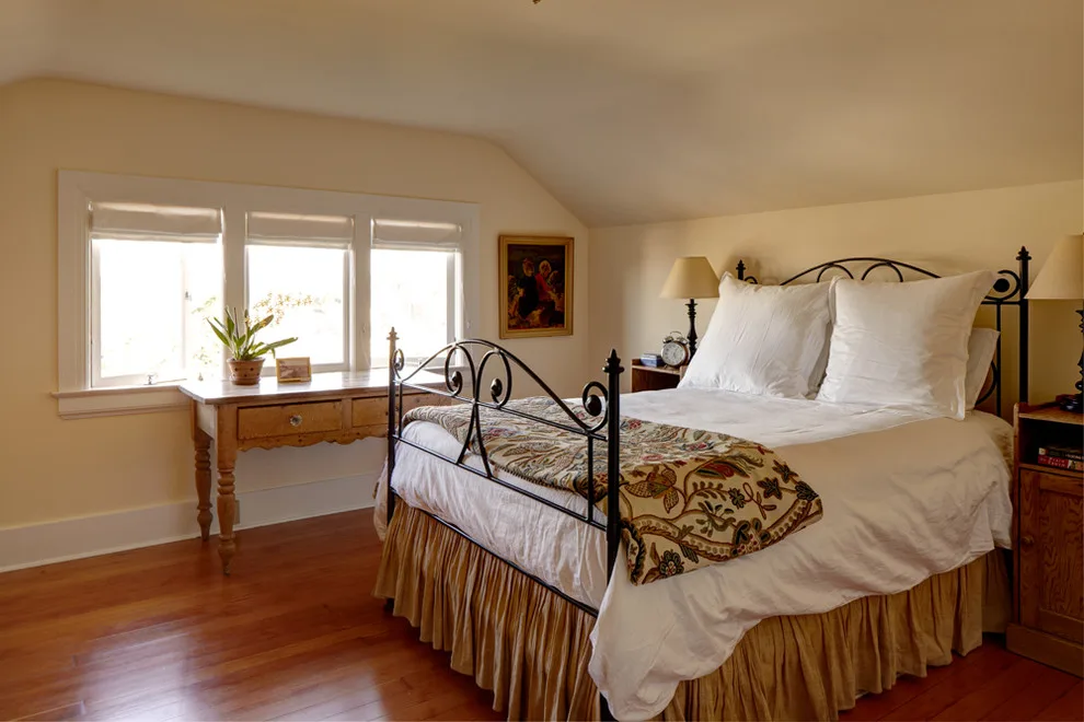 Queen Anne Heritage Renovation by Blue Sound Construction, Inc. - Photo 3