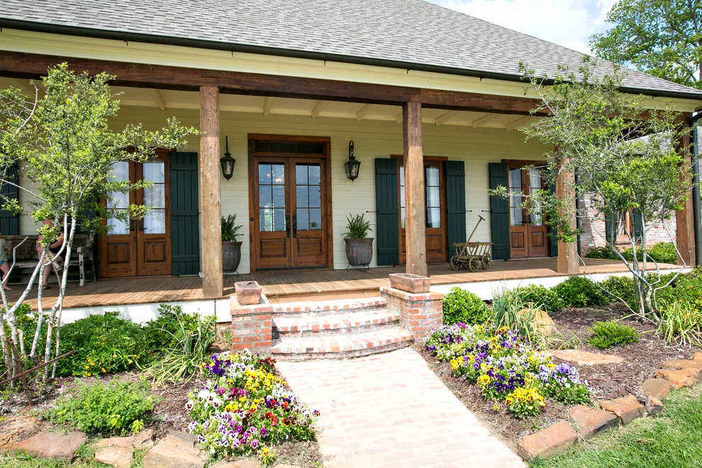 Crimson River Cottage by Terry M. Elston, Builder - Photo 4