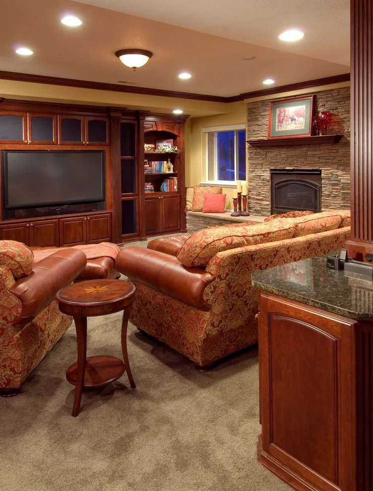 Solid Rock Custom Homes - Photo 12
