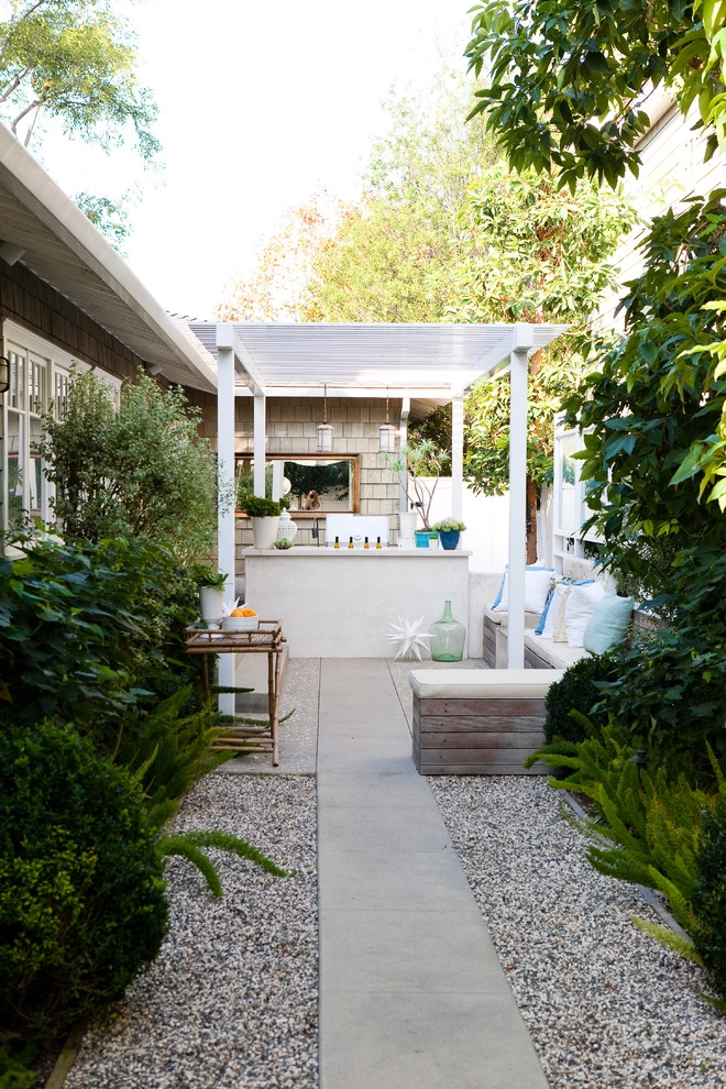 Fresh and Clean by Molly Wood Garden Design - Photo 5