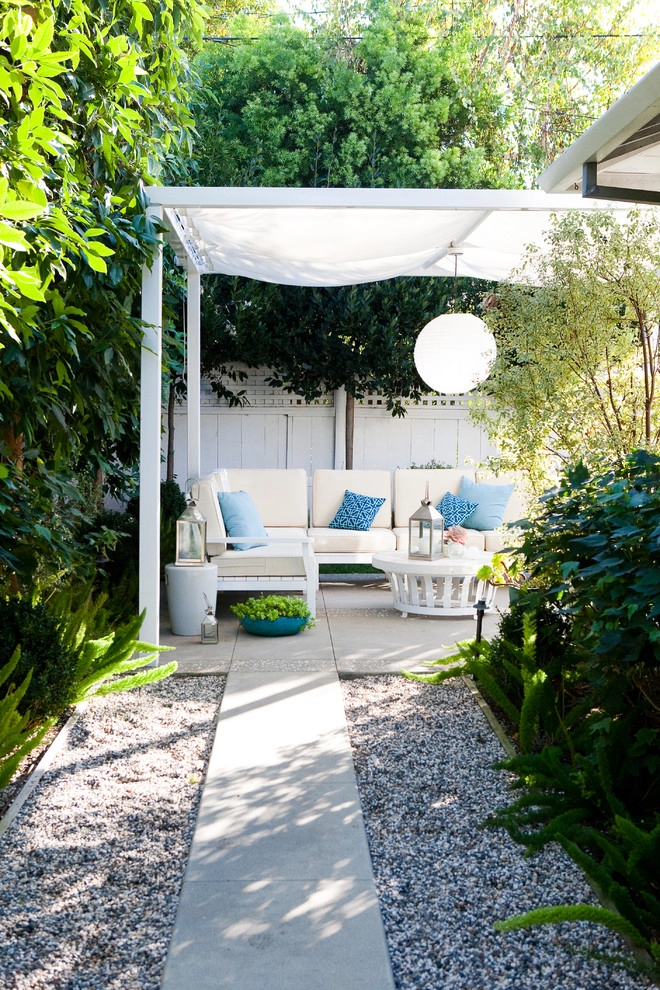 Fresh and Clean by Molly Wood Garden Design - Photo 2