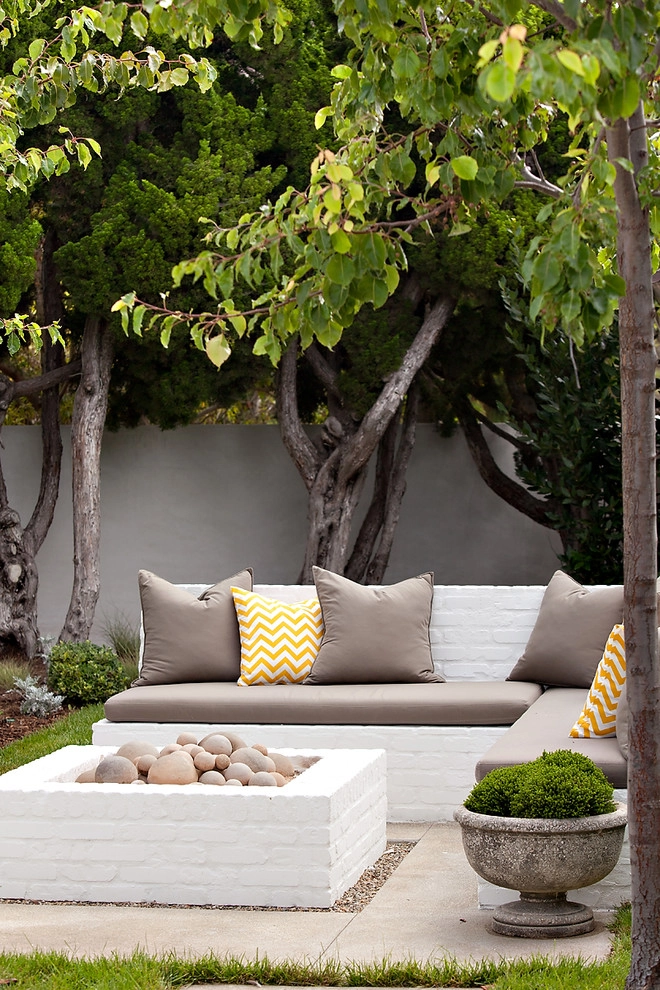 Casual Family Compound by Molly Wood Garden Design - Photo 6