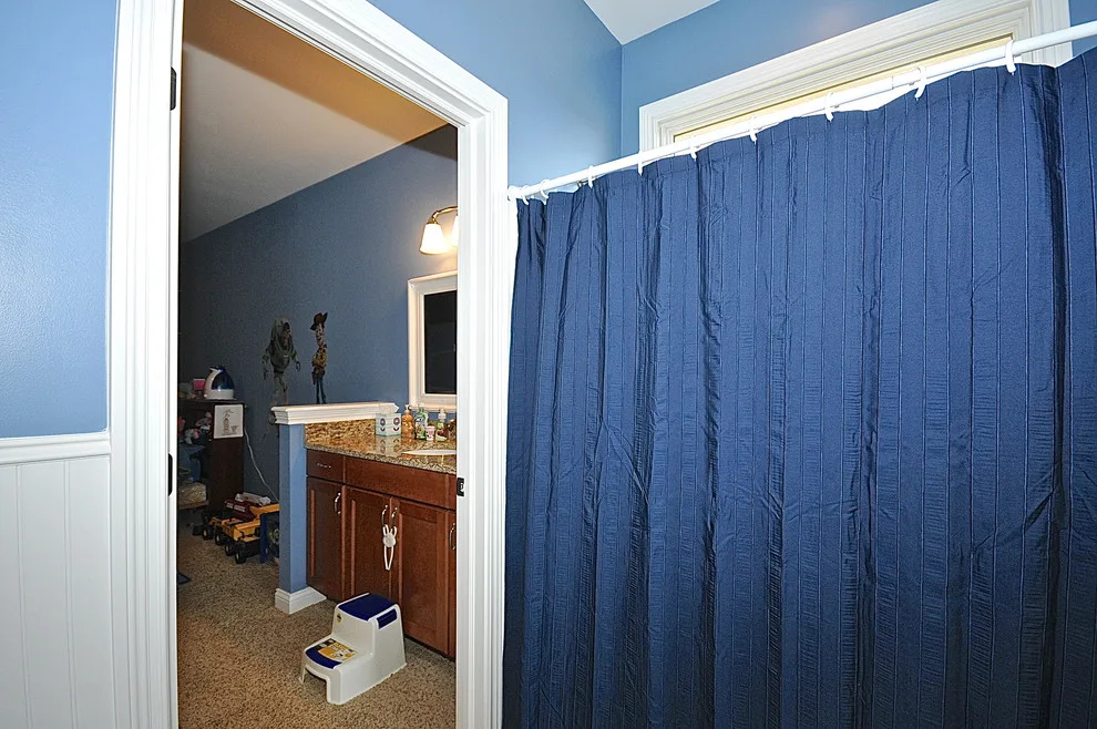 Sapphire Custom Home by GuyCo by The Guy Corporation - Photo 8
